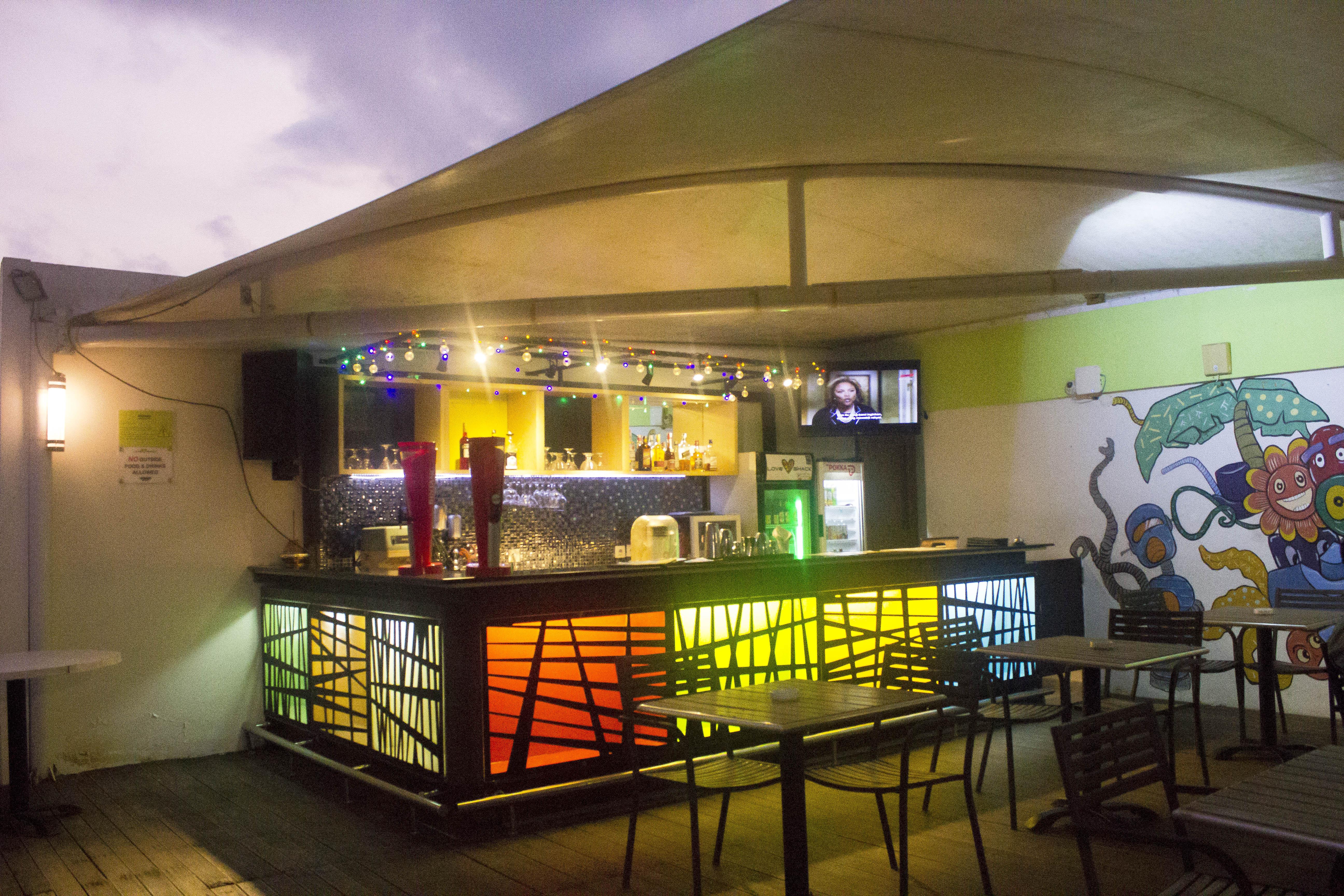 Maxonehotels At Bukit Jimbaran Exteriör bild